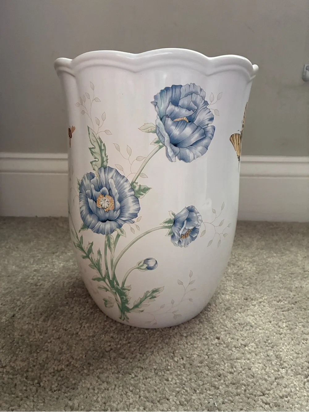 Lenox White Ceramic Butterfly Meadow Decorative Waste Basket